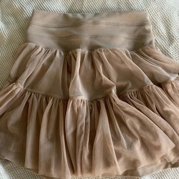 POPFLEX Tan pirouette skirt - Picture 2 of 3